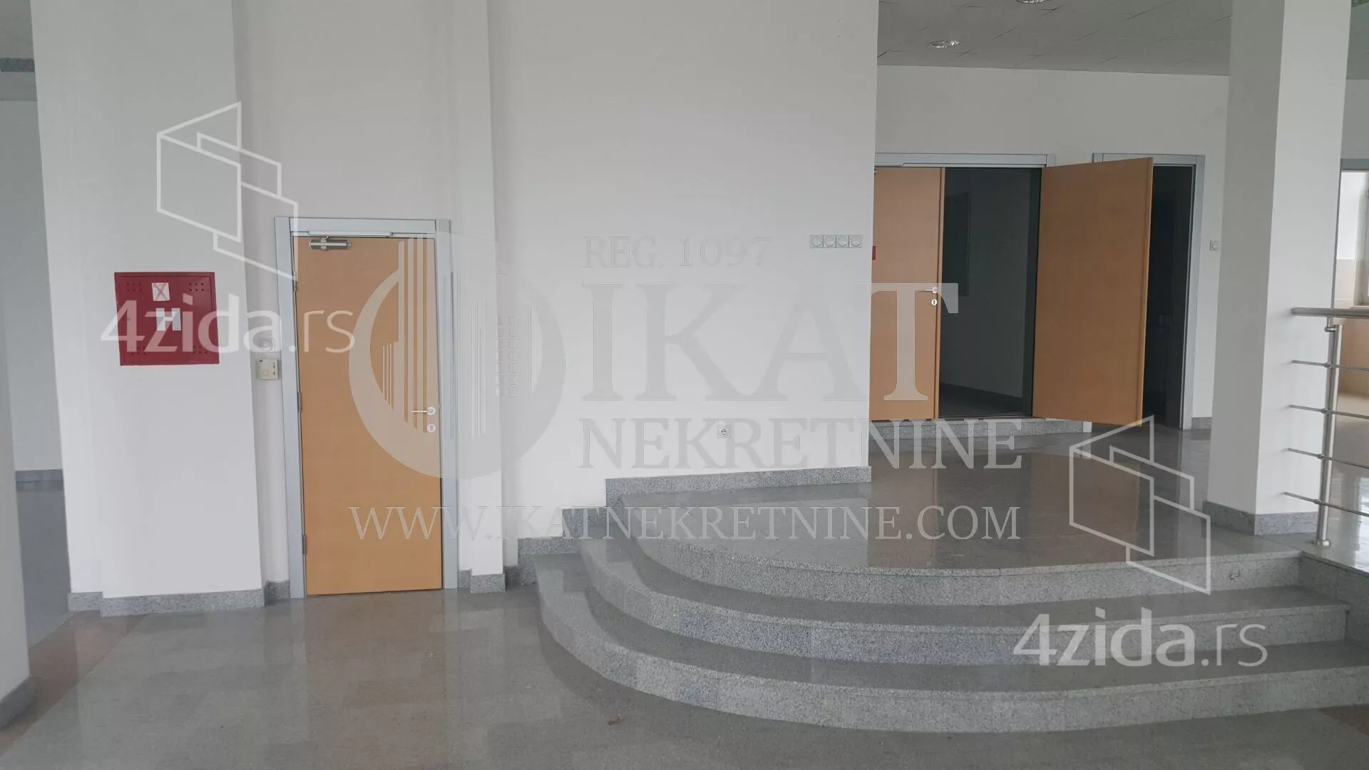Poslovni prostor | 4zida