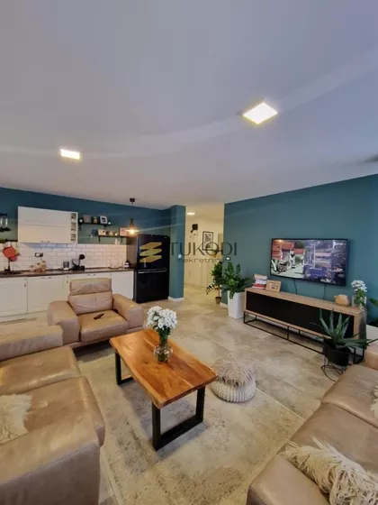 HEROJA PINKIJA | 4zida.rs