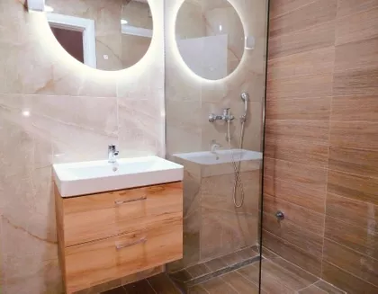 Franca Vintera | 4zida.rs