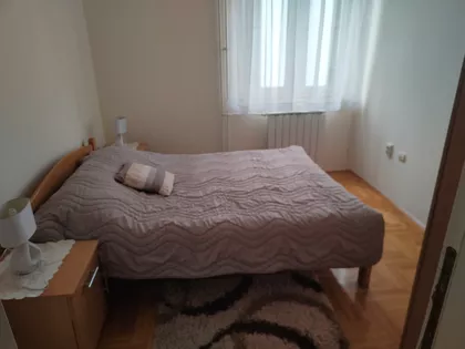 NEZNANOG JUNAKA | 4zida.rs