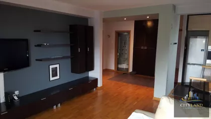 Crveni Pevac | 4zida.rs