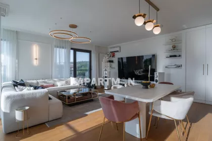 Milana Rakića | 4zida.rs
