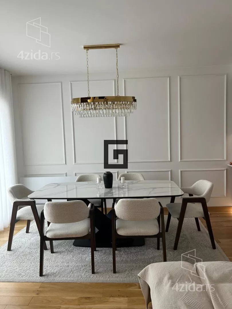 Petosoban stan | 4zida