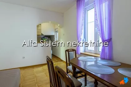 Autokomanda | 4zida.rs