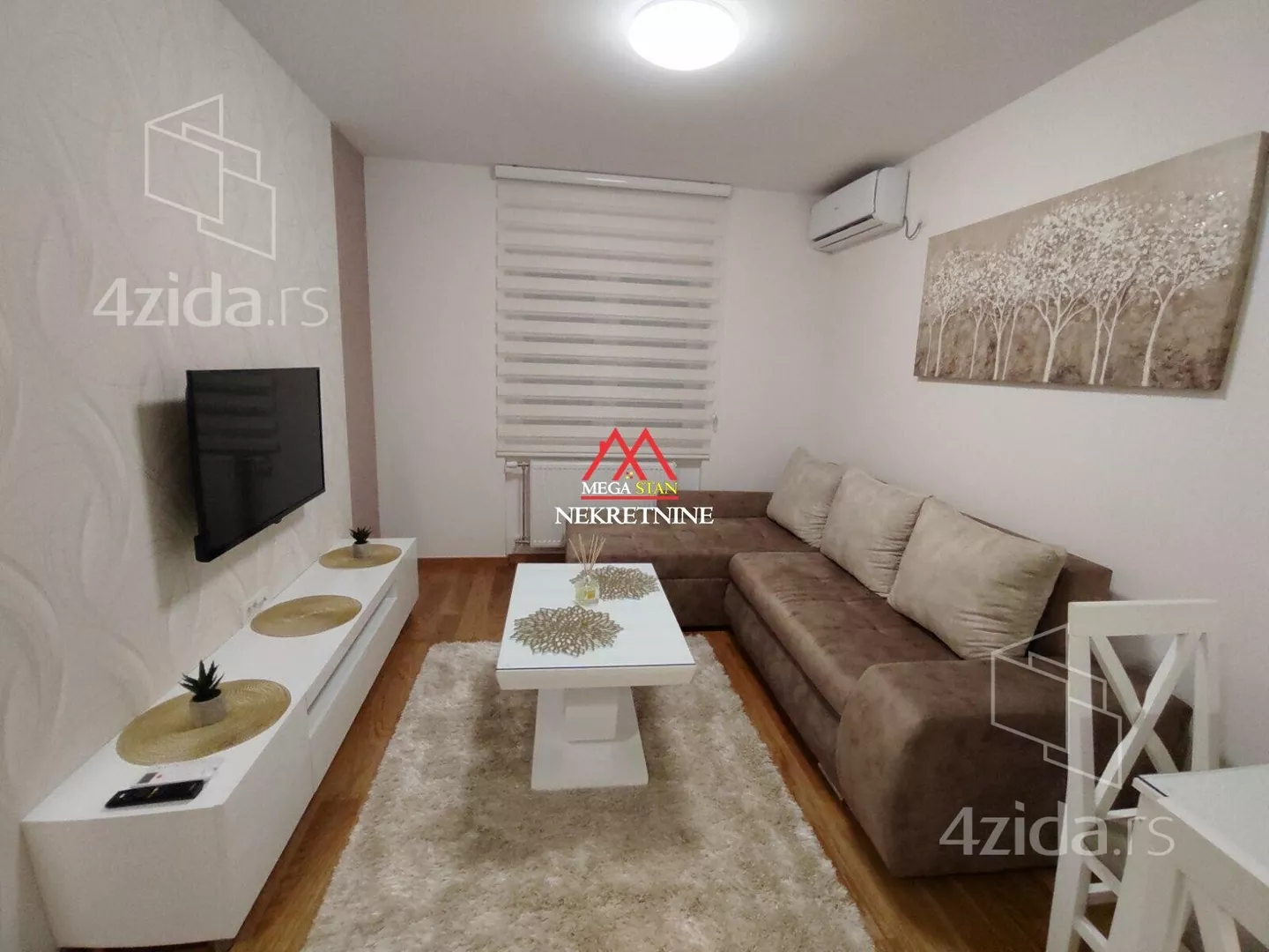 Jednoiposoban stan | 4zida