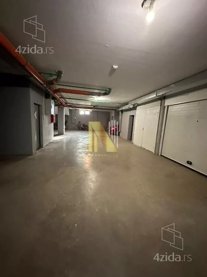 Garaža/Parking | 4zida