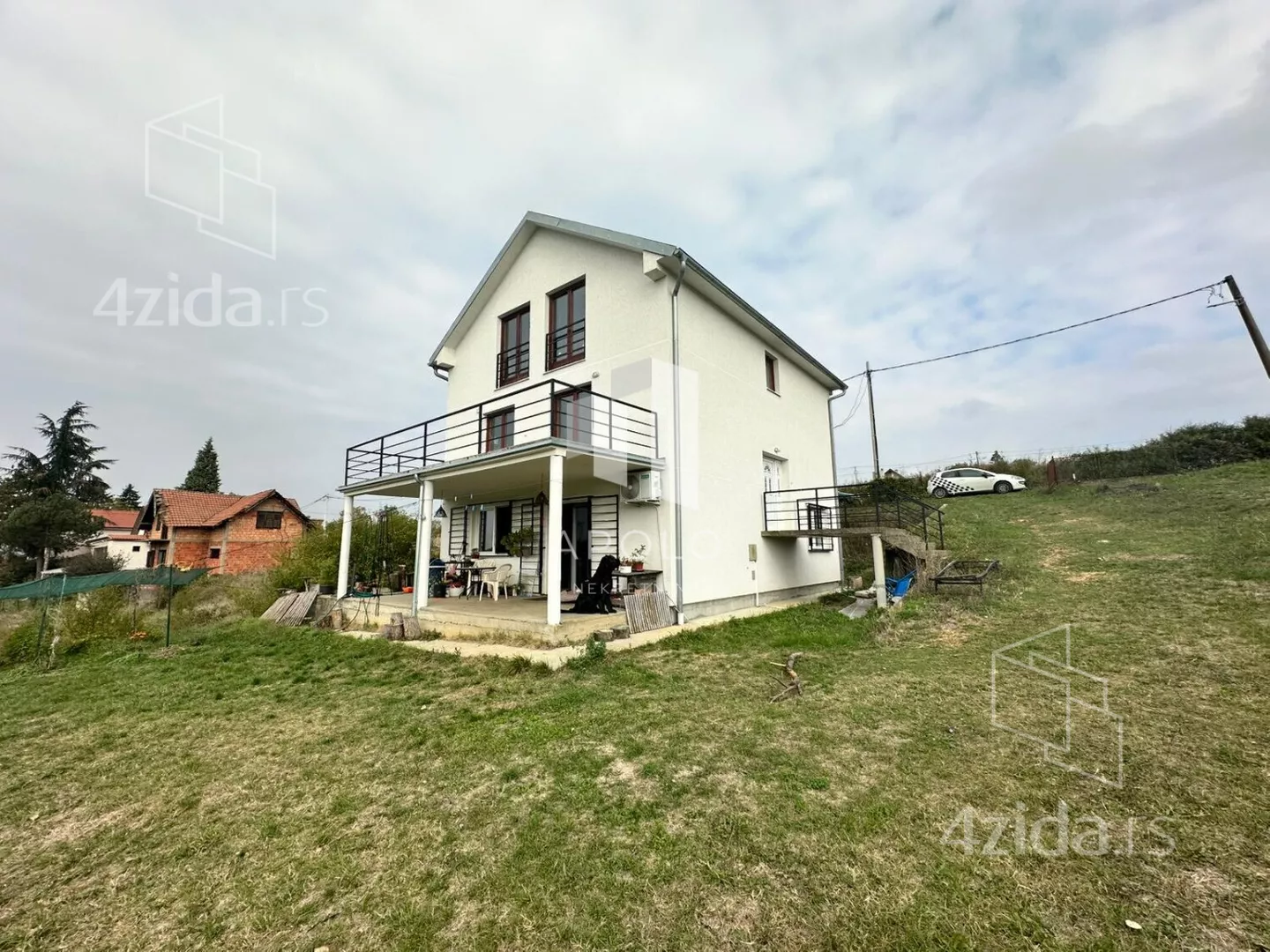 3-etažna kuća | 4zida