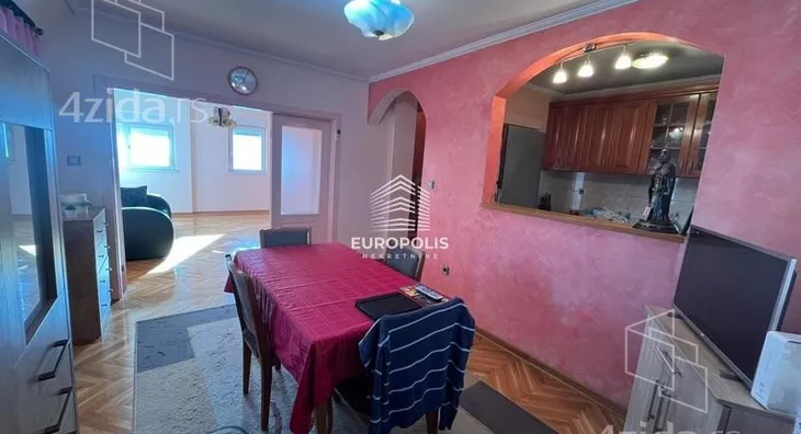 Četvorosoban stan | 4zida