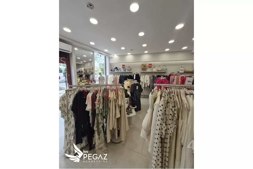 Lokal | 4zida