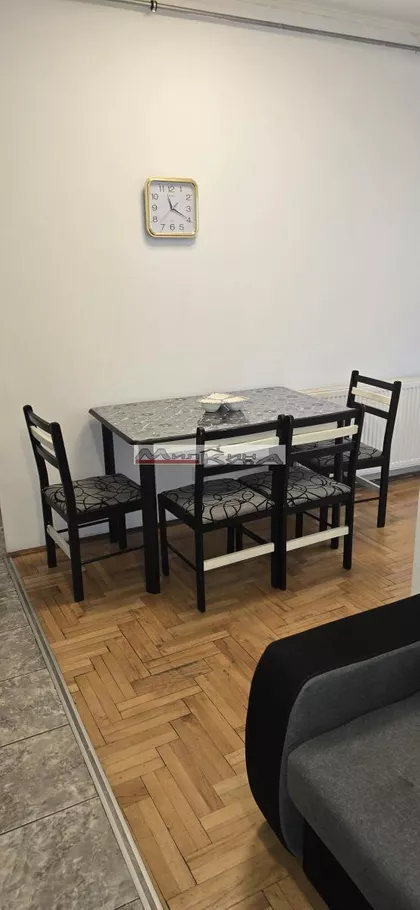 Petlovo Brdo | 4zida.rs
