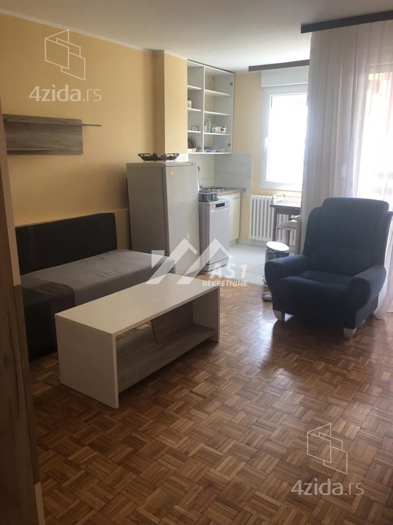Garsonjera | 4zida