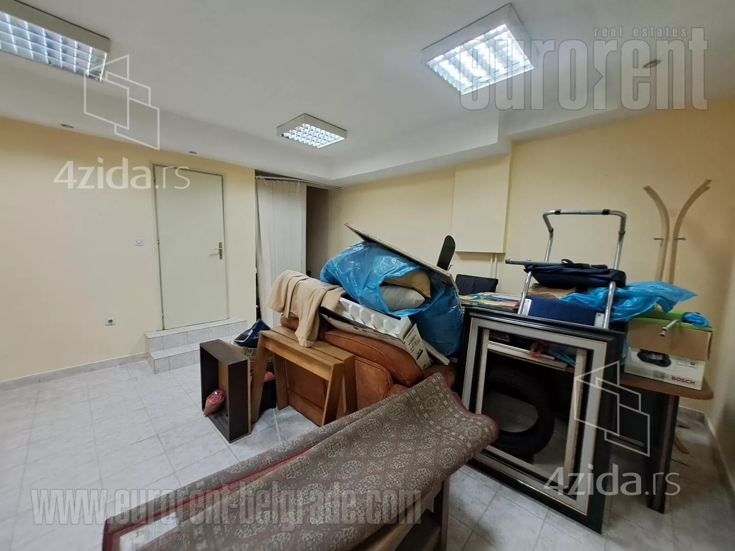 Poslovni prostor | 4zida