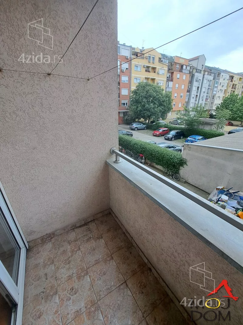 Garsonjera | 4zida