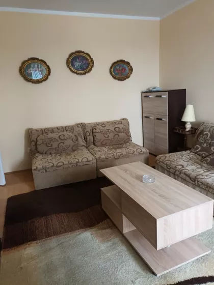 Kirovljeva 10 | 4zida.rs