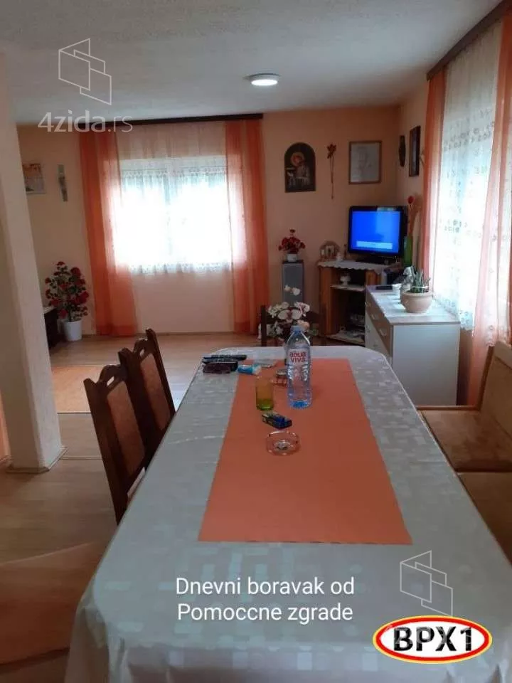 3-etažna kuća | 4zida