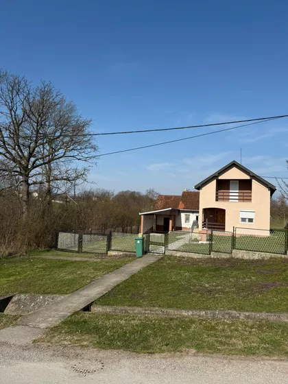 Radovana Ivanovića 1 | 4zida.rs