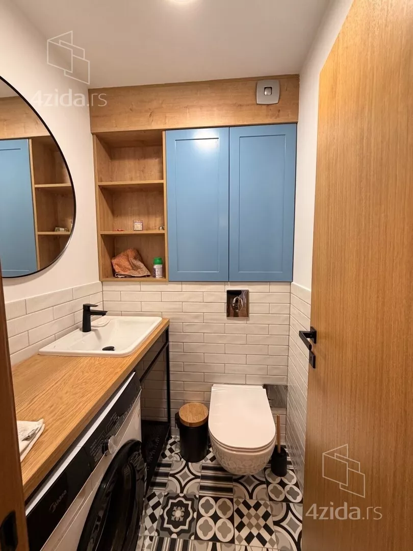 Petosoban stan | 4zida