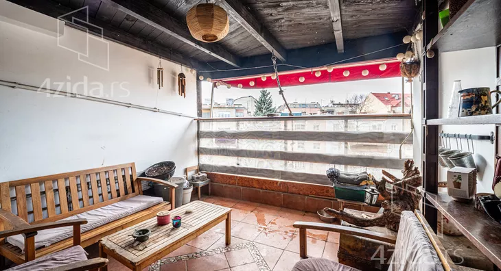 Četvoroiposoban stan | 4zida