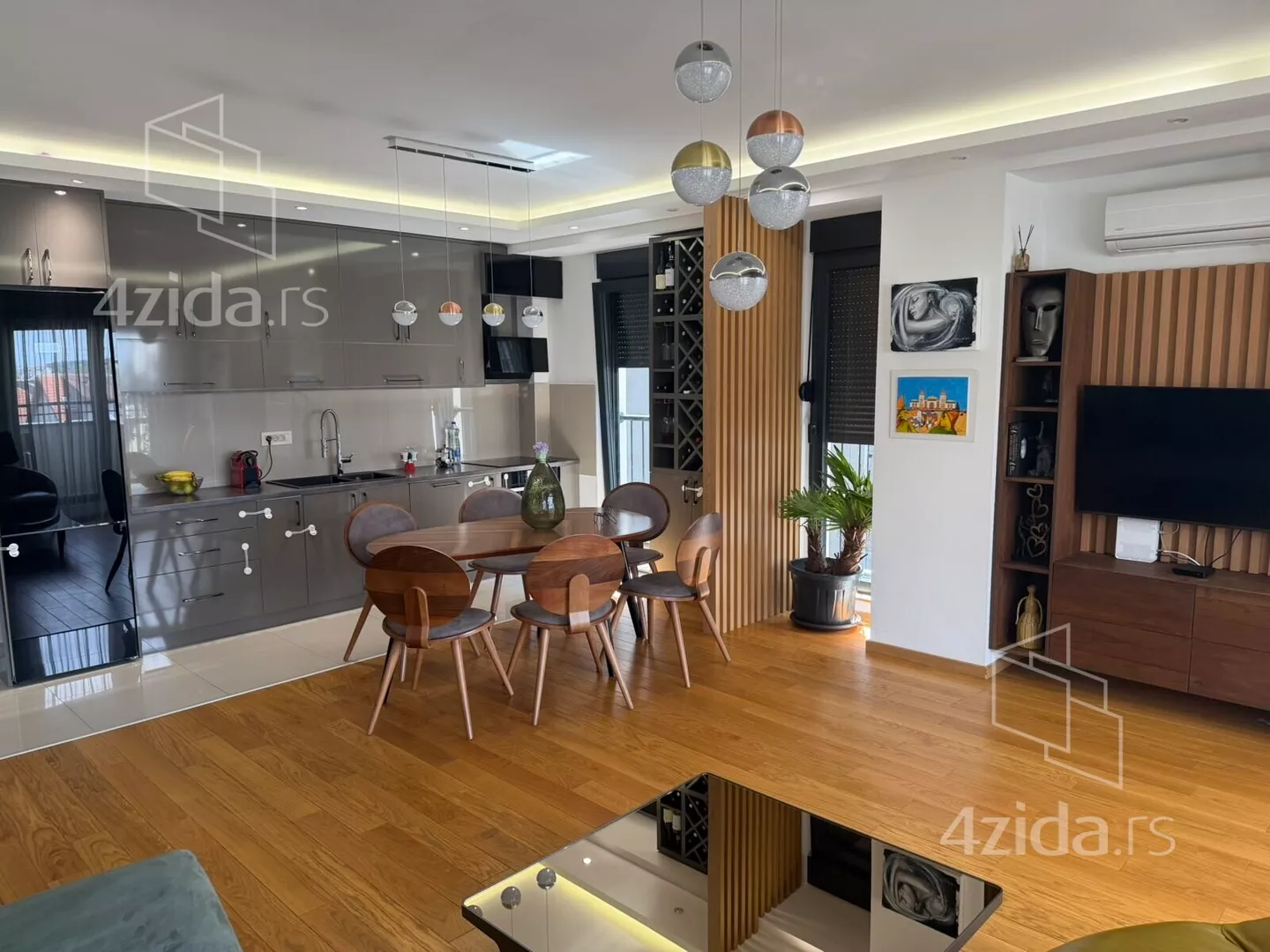 Trosoban stan | 4zida