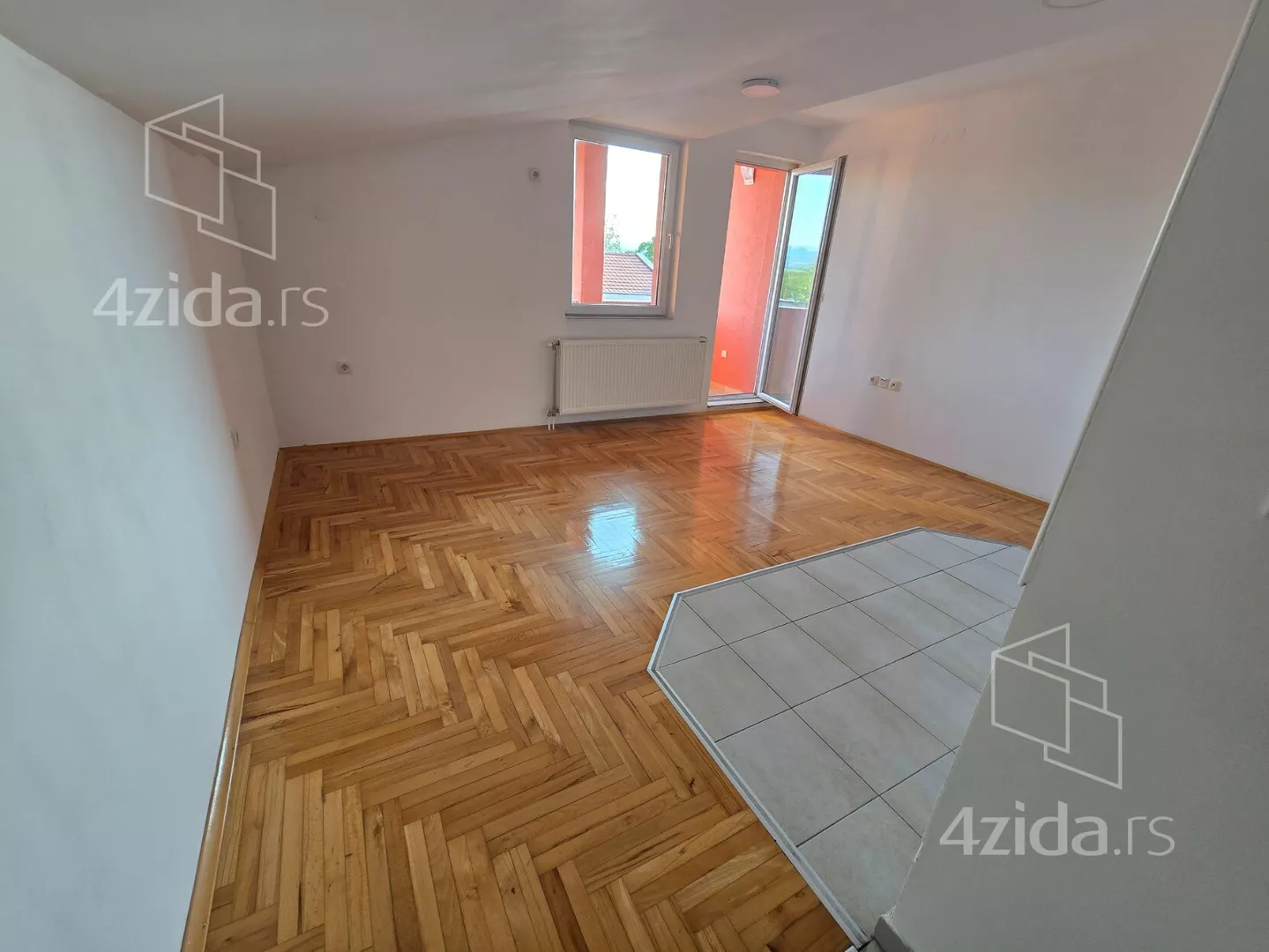 Garsonjera | 4zida