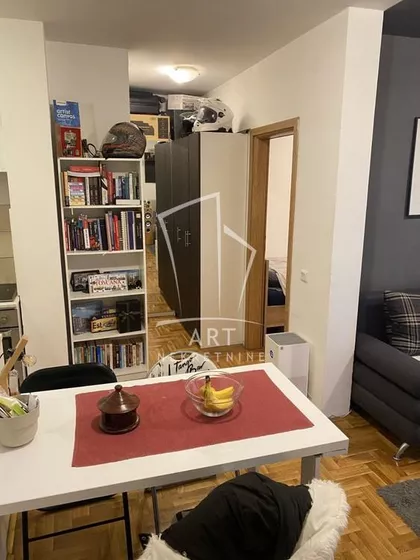 Mažuranićeva | 4zida.rs