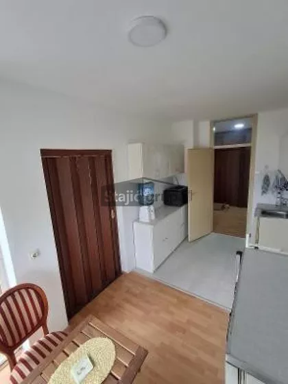 Janka Badžaka | 4zida.rs