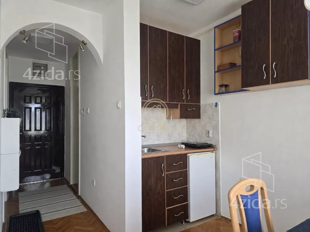 Garsonjera | 4zida