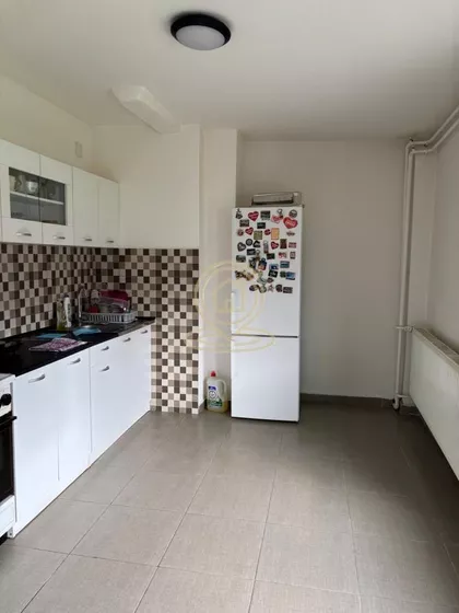 Glavna ulica | 4zida.rs