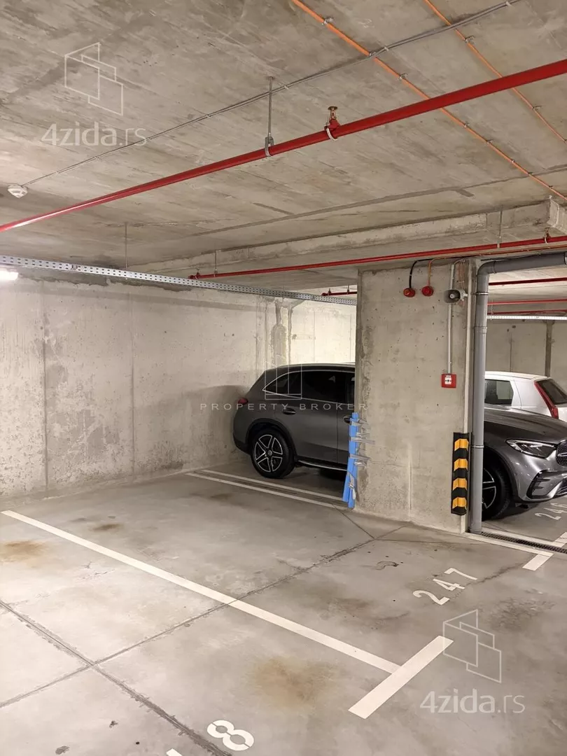 Garaža | 4zida
