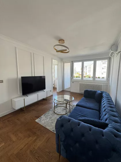 Crveni Krst Vračar | 4zida.rs