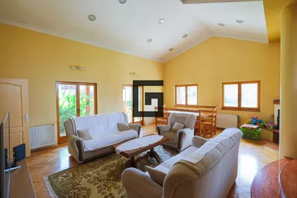 Kikindska | 4zida.rs