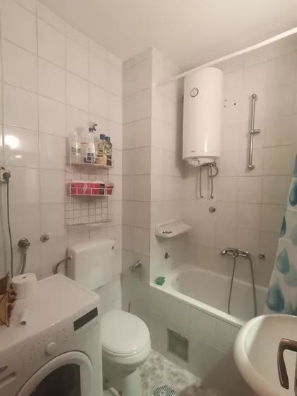 Vladimira Rolovića 157 | 4zida.rs