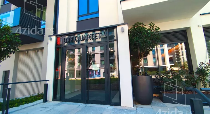 Poslovni prostor | 4zida