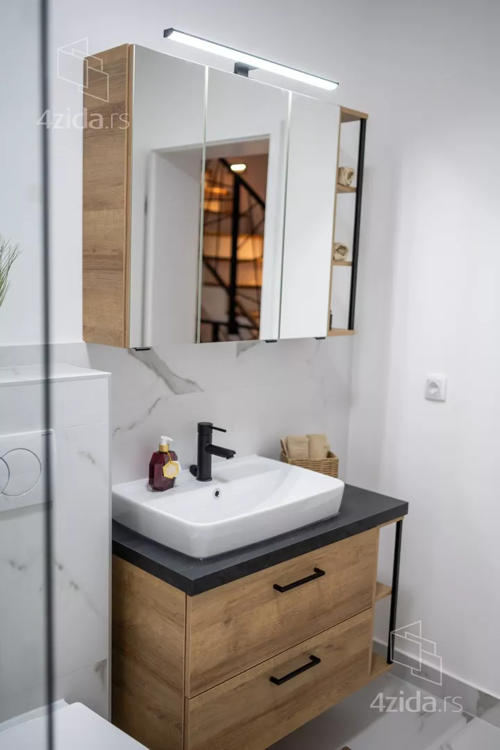 3-etažna kuća | 4zida