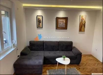 Autokomanda | 4zida.rs