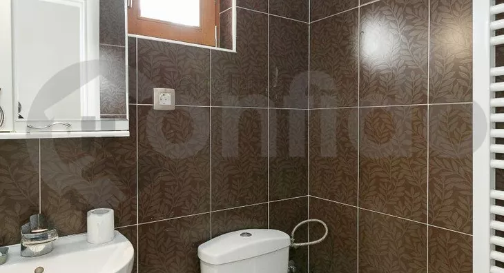 Četvoroiposoban stan | 4zida