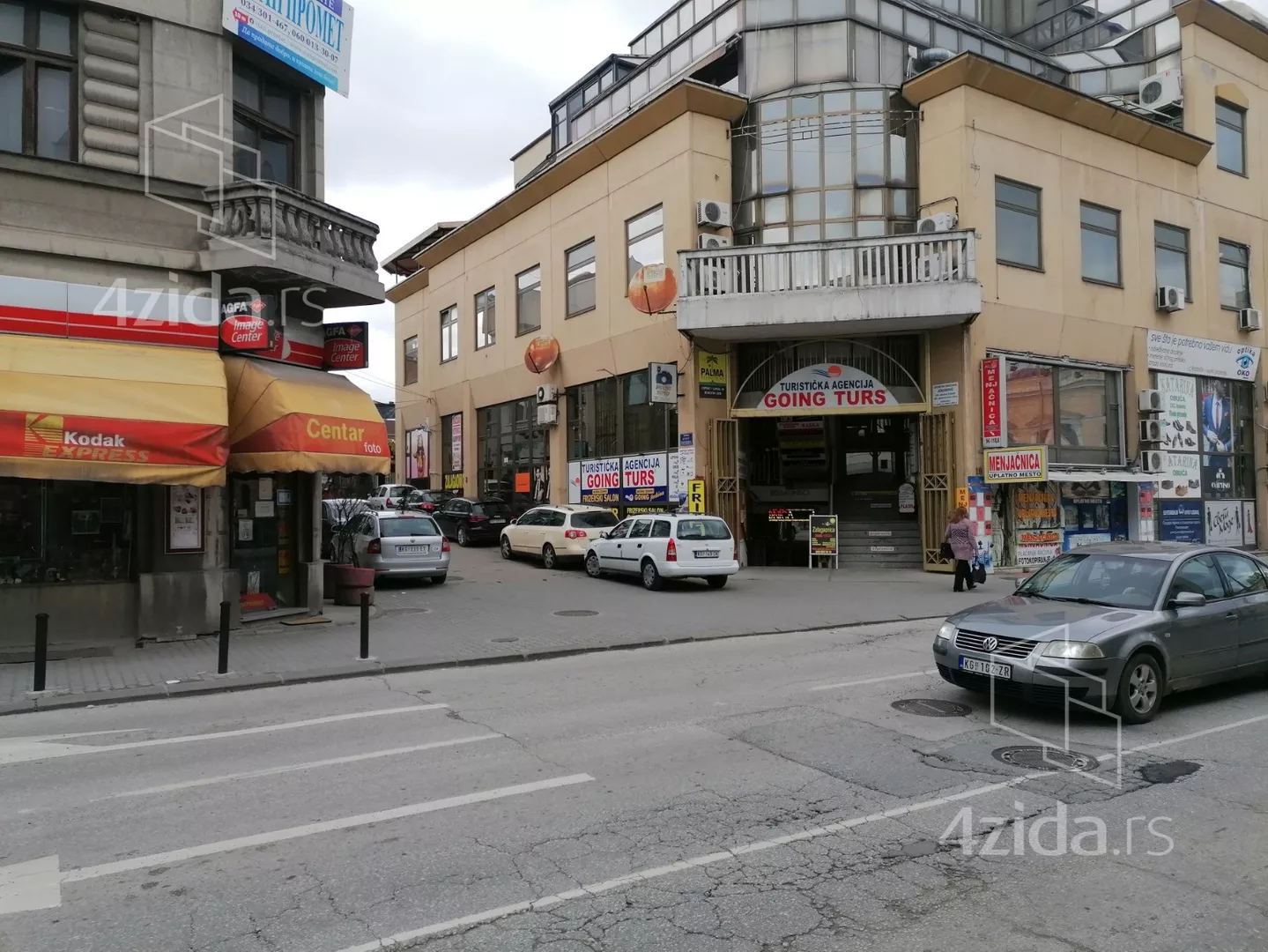 Lokal | 4zida