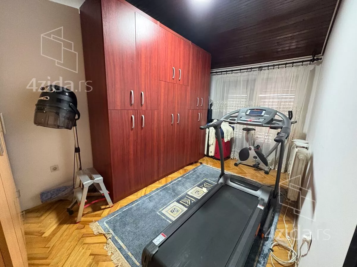 3-etažna kuća | 4zida