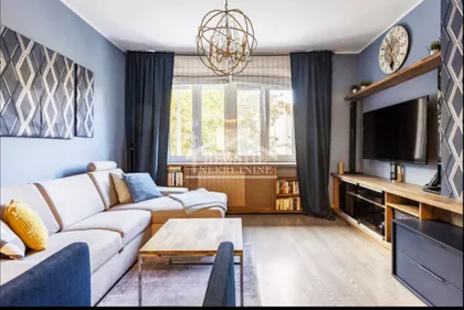 Cetinjska | 4zida.rs