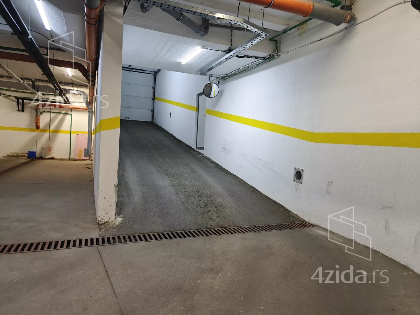 Parking | 4zida