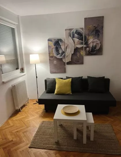 Miloja Zakića 90 | 4zida.rs