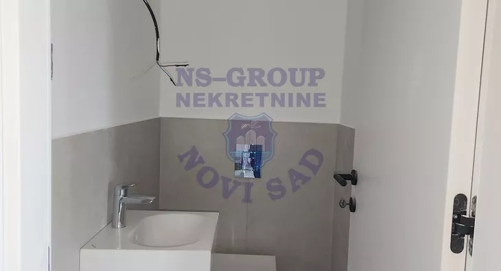 Sedmosoban stan | 4zida