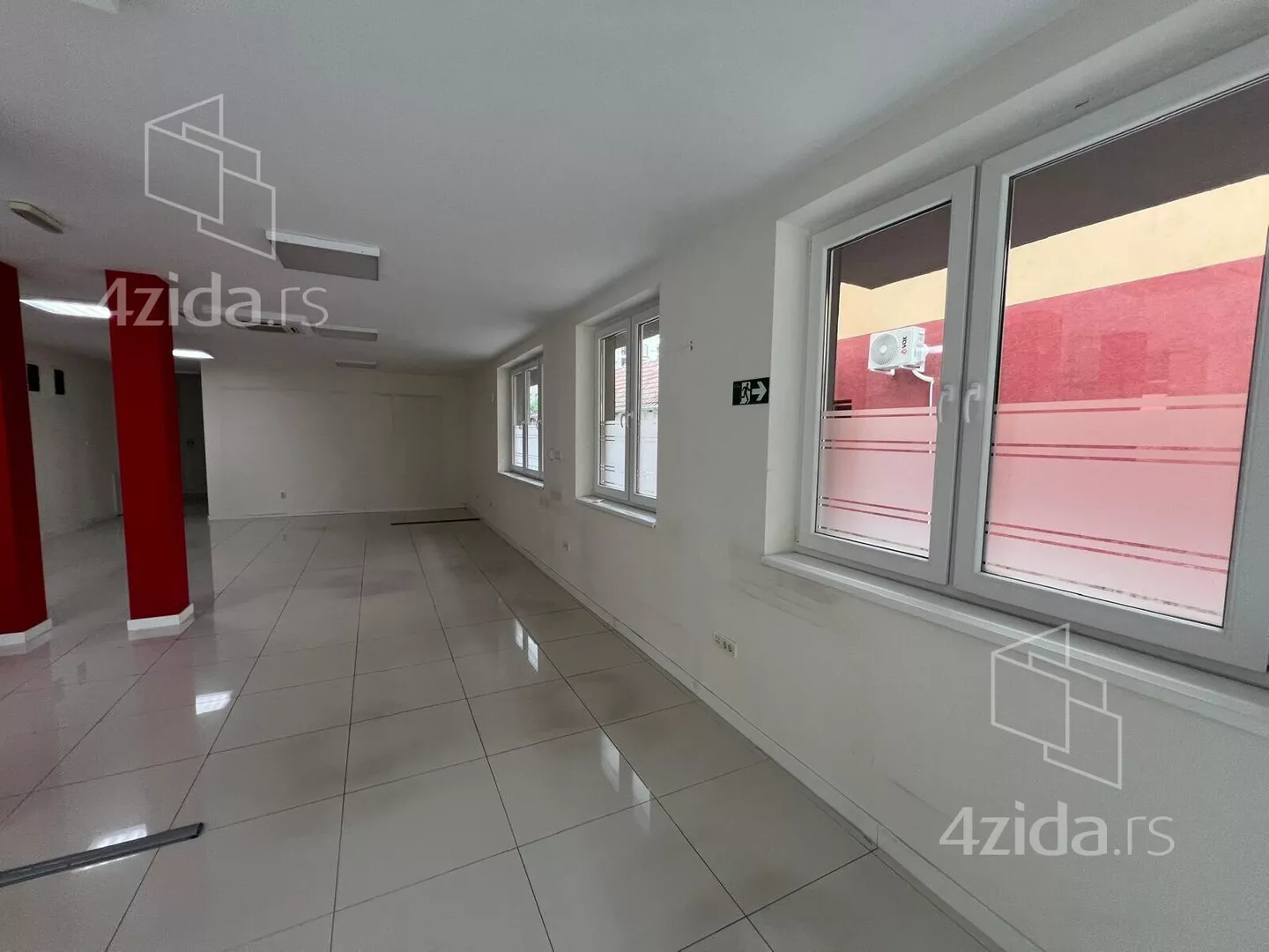 Lokal | 4zida