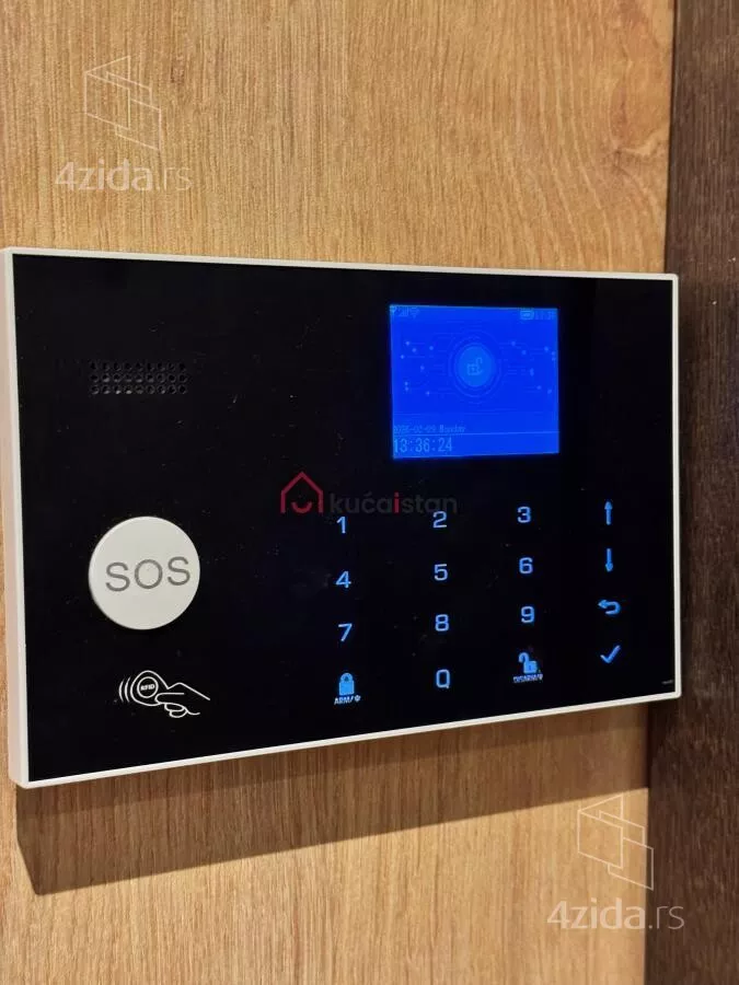 Četvorosoban stan | 4zida