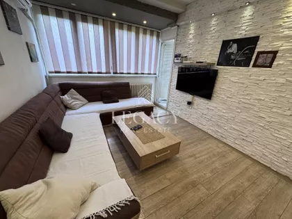 Studentska | 4zida.rs