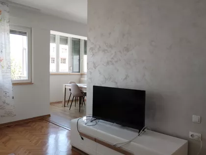 Vučedolska 4 | 4zida.rs