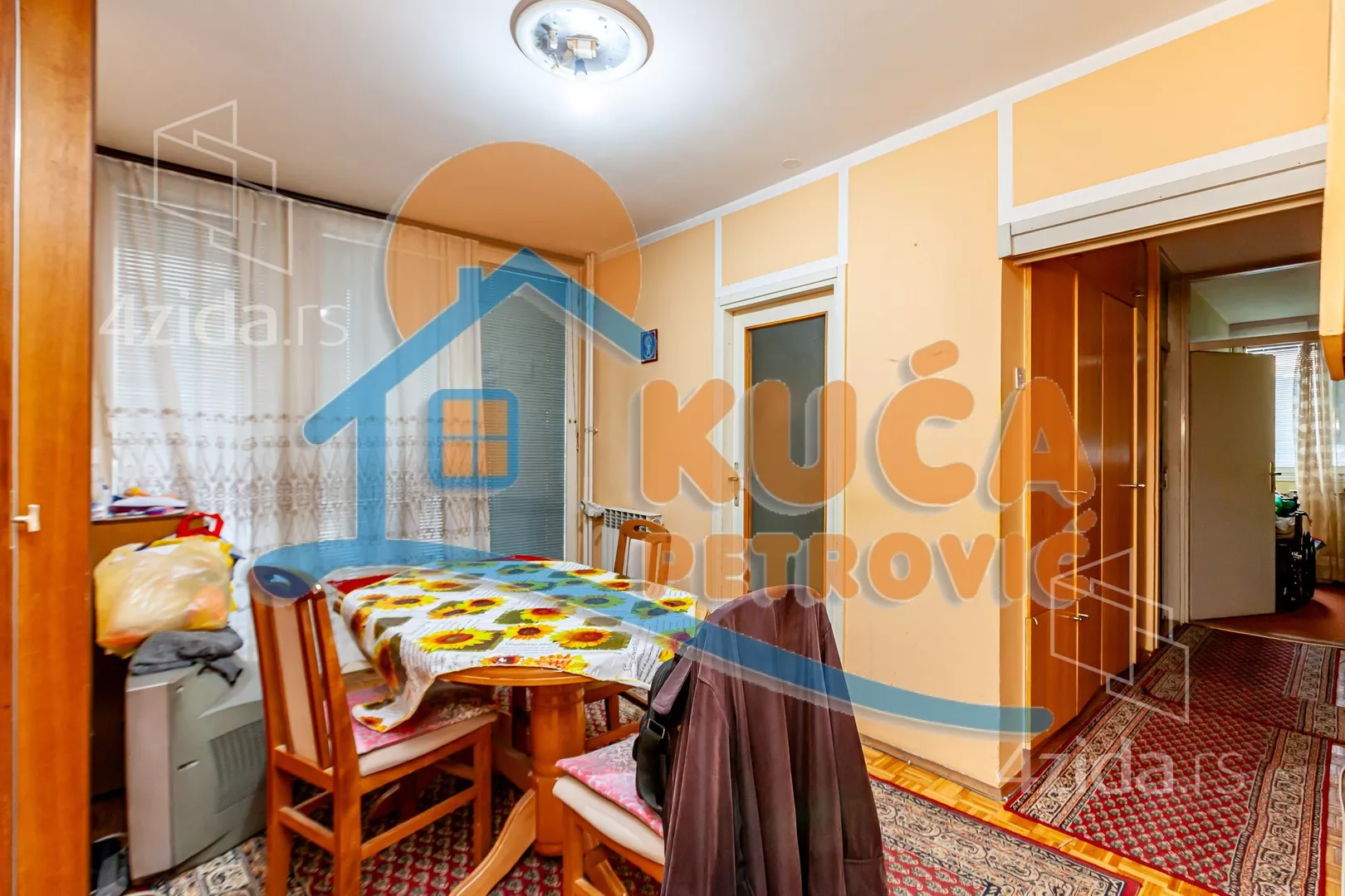 Troiposoban stan | 4zida