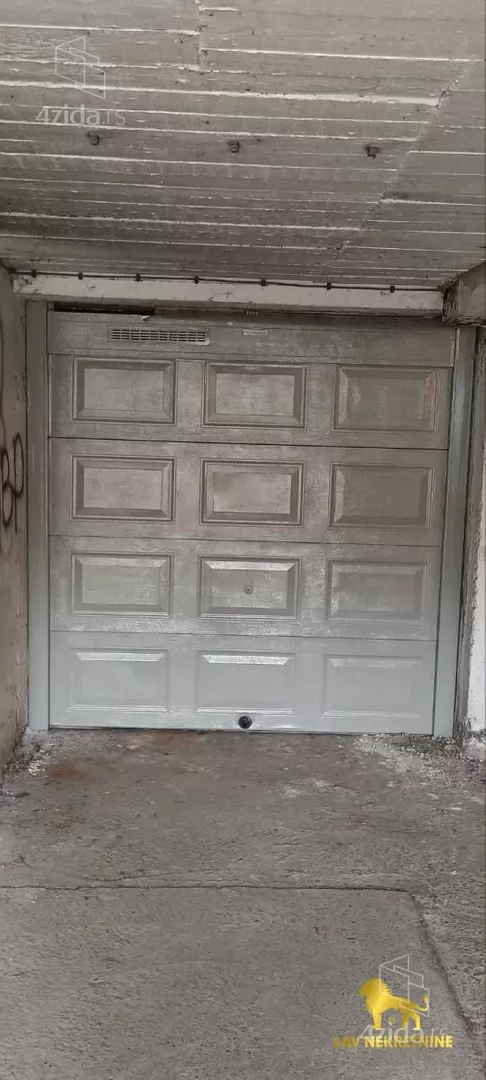 Garaža | 4zida