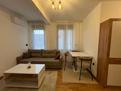 Cara Dušana | 4zida.rs