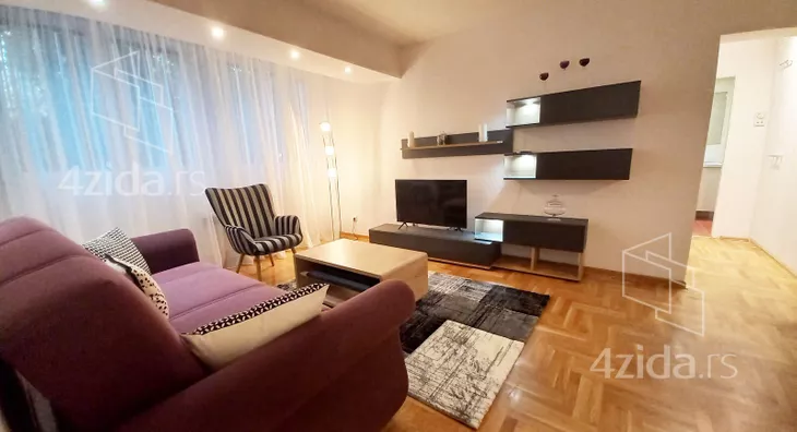 Dvosoban stan za izdavanje, Radivoja Koraća 3, 850€, 50m² - stampaj